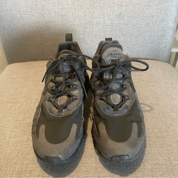 Nike | Air Max 270 React Black/Oil Grey - Picture 12 of 12